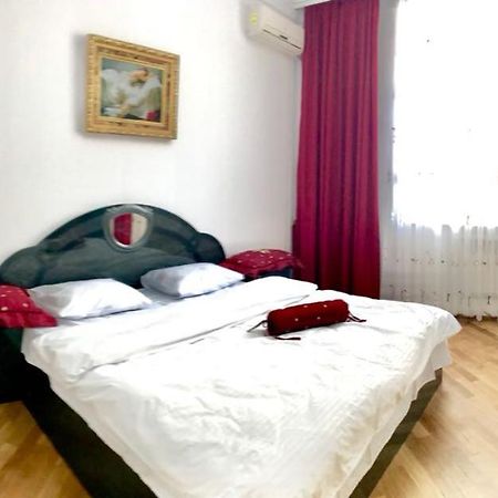 Ferienwohnung Calm Center Of Baku Exterior foto
